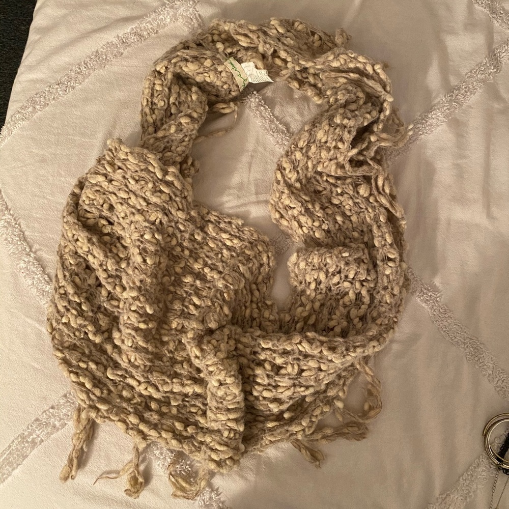 Tan woven scarf